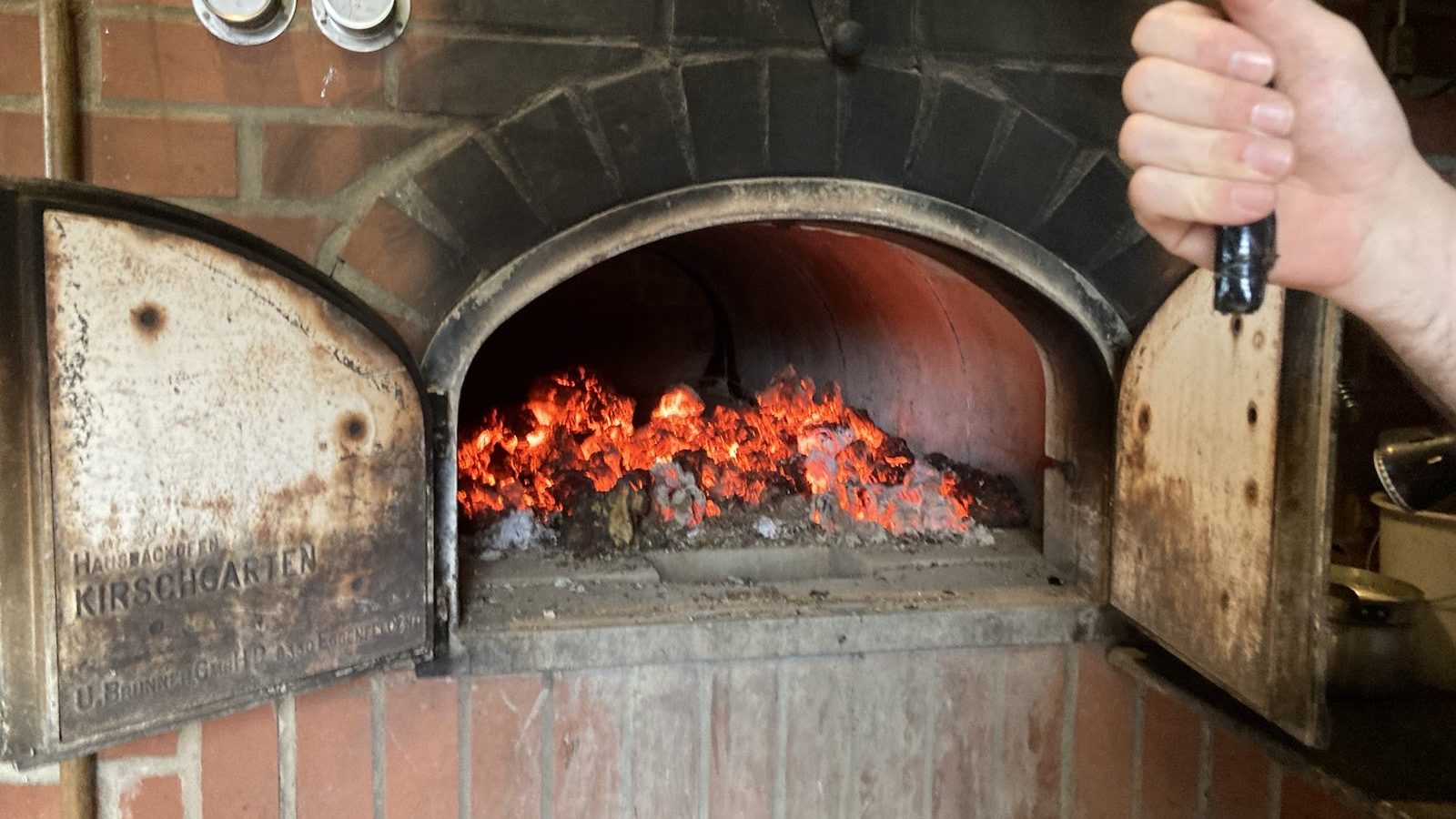 B3C61A87-0DDD-4EE4-9B26-419516EC6772 (1)